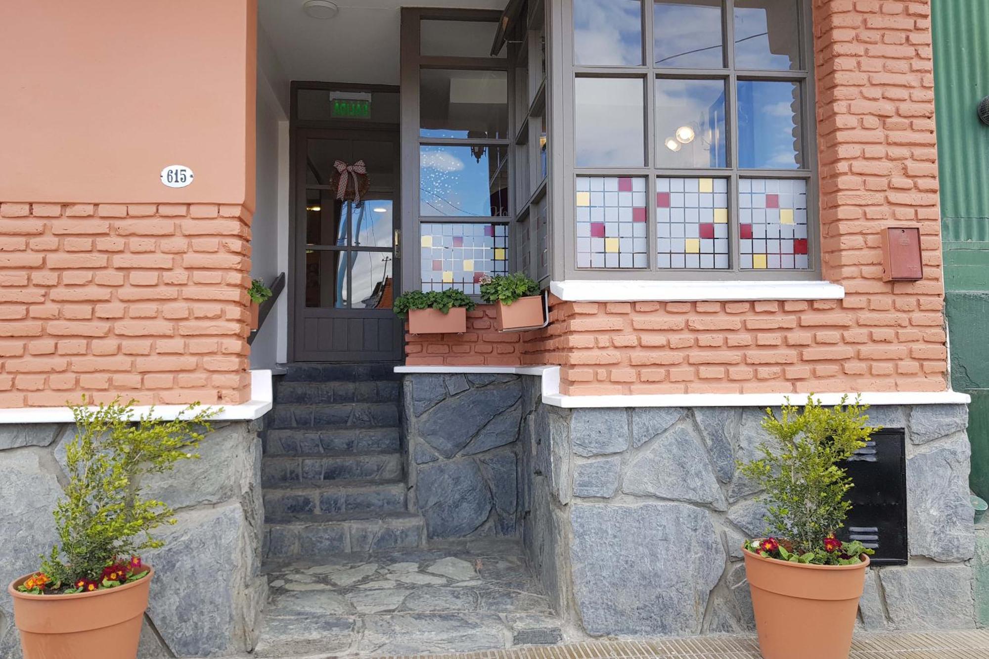 Hostal Malvinas 우수아이아 외부 사진